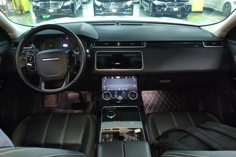 Used Land Rover Range Velar 2018 P380 S Center Console