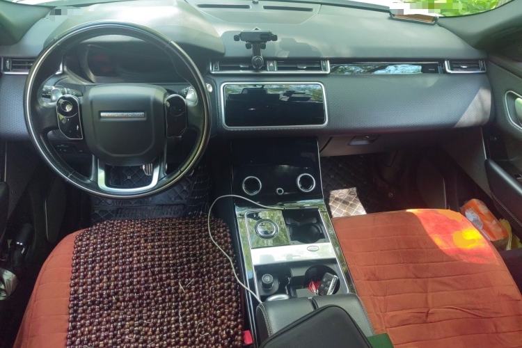 Used Land Rover Range Velar 2018 P380 R-DYNAMIC SE Center Console