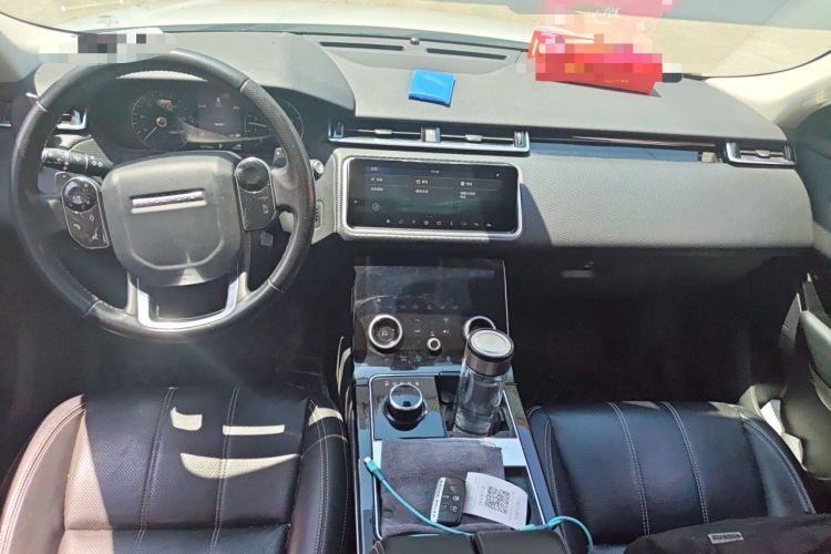 Used Land Rover Range Velar 2018 P250 S Center Console