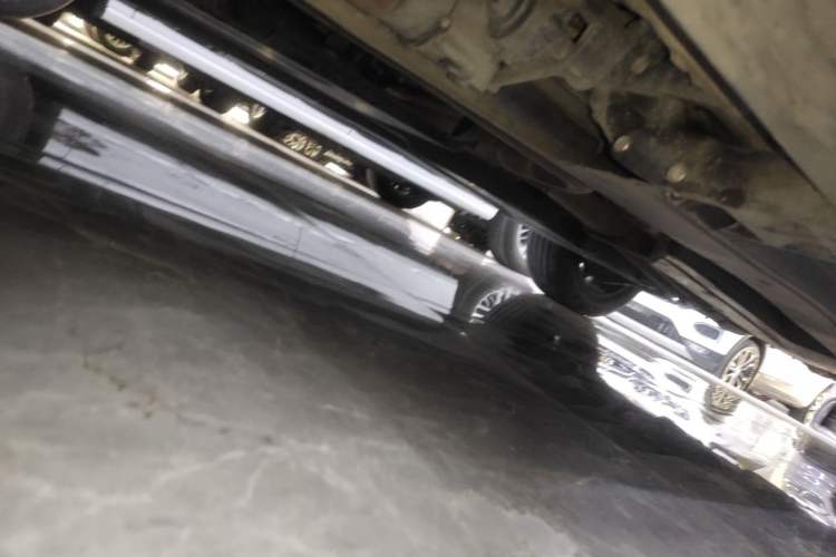 Used Land Rover Range Velar 2018 P380 R-DYNAMIC SE Chassis Front Left