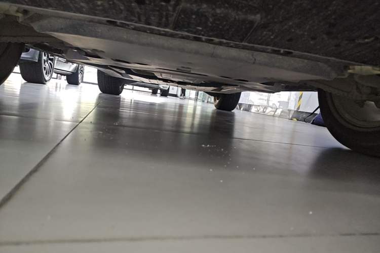 Used Land Rover Range Velar 2018 P250 S Chassis Front
