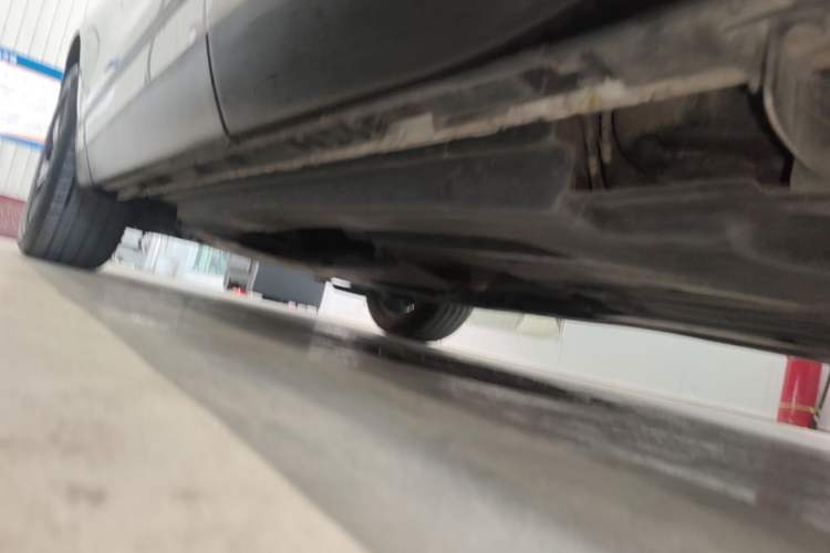 Used Land Rover Range Velar 2018 P250 S Chassis Rear Left
