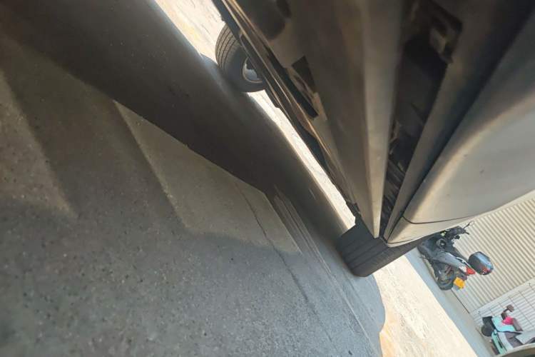 Used Land Rover Range Velar 2018 P250 S Chassis Rear Left