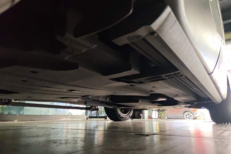 Used Land Rover Range Velar 2018 P250 S Chassis Rear Right