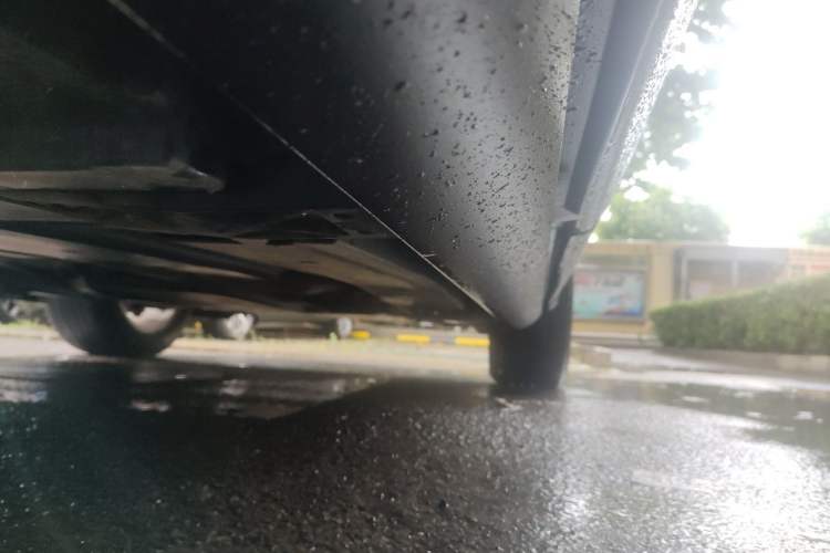 Used Land Rover Range Velar 2018 P250 S Chassis Rear Right