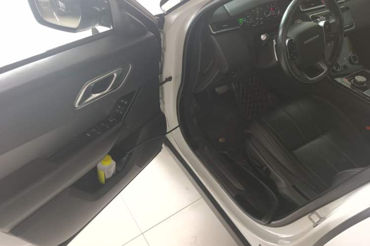 Used Land Rover Range Velar 2018 P300 R-DYNAMIC S Driver Seat