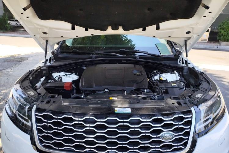 Used Land Rover Range Velar 2018 P250 S Engine Bay