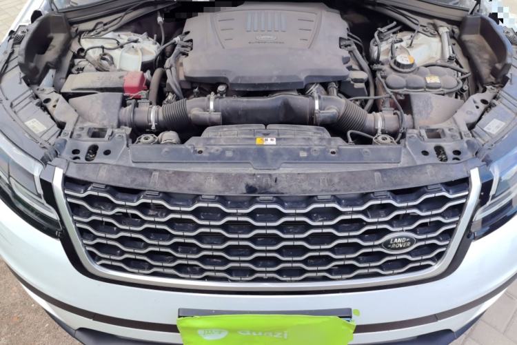 Used Land Rover Range Velar  Engine Bay