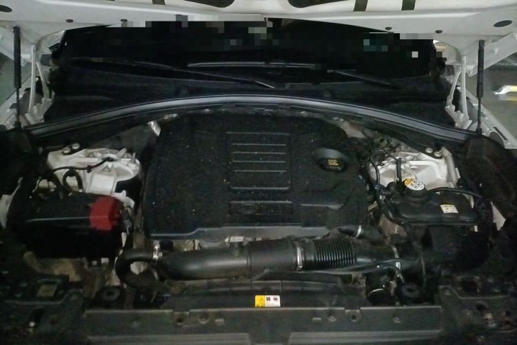 Used Land Rover Range Velar 2018 P250 S Engine Bay