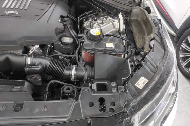 Used Land Rover Range Velar 2018 P380 R-DYNAMIC SE Engine Bay Left