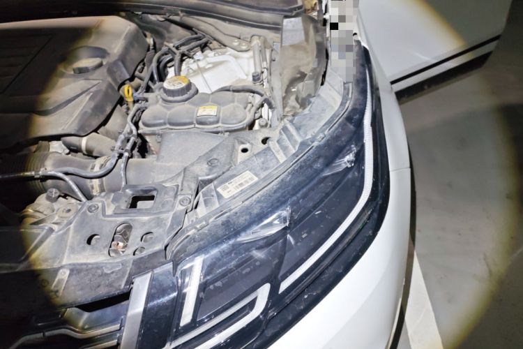 Used Land Rover Range Velar 2018 P250 S Engine Bay Left