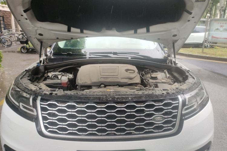 Used Land Rover Range Velar 2018 P250 S Engine Bay