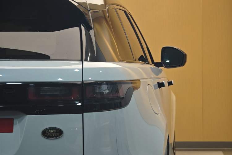 Used Land Rover Range Velar 2018 P250 S Exterior 1