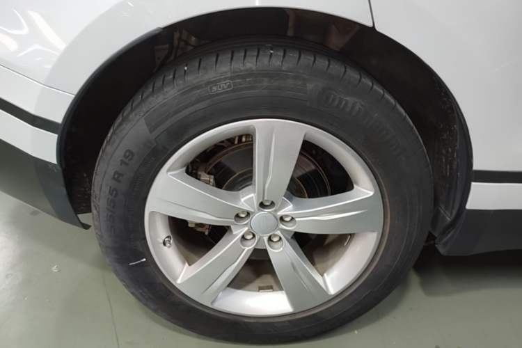 Used Land Rover Range Velar 2018 P380 S Exterior 5