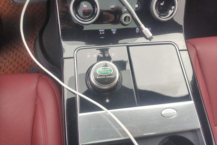 Used Land Rover Range Velar 2018 P300 S Gear Lever