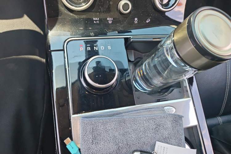 Used Land Rover Range Velar 2018 P250 S Gear Lever
