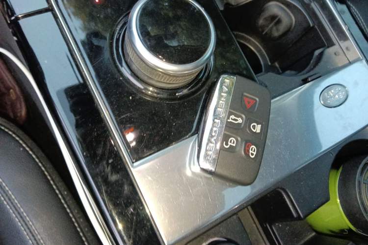 Used Land Rover Range Velar 2018 P380 S Gear Lever