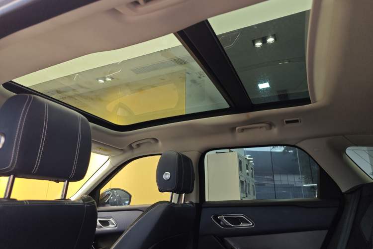 Used Land Rover Range Velar 2018 P250 S Headliner