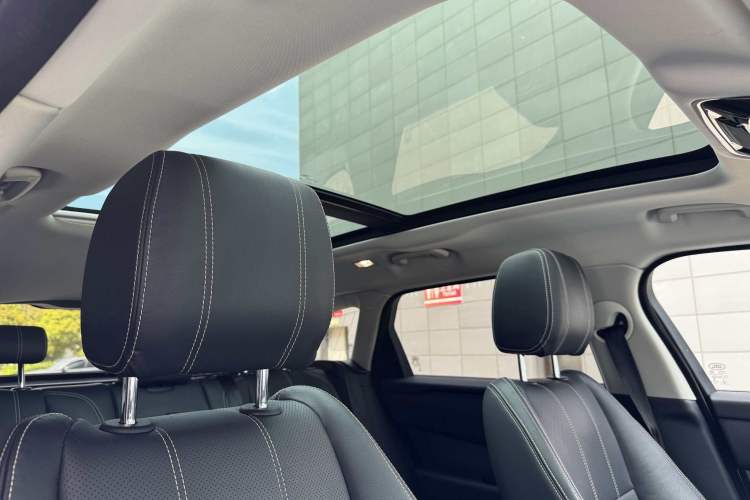 Used Land Rover Range Velar 2018 P380 S Headliner