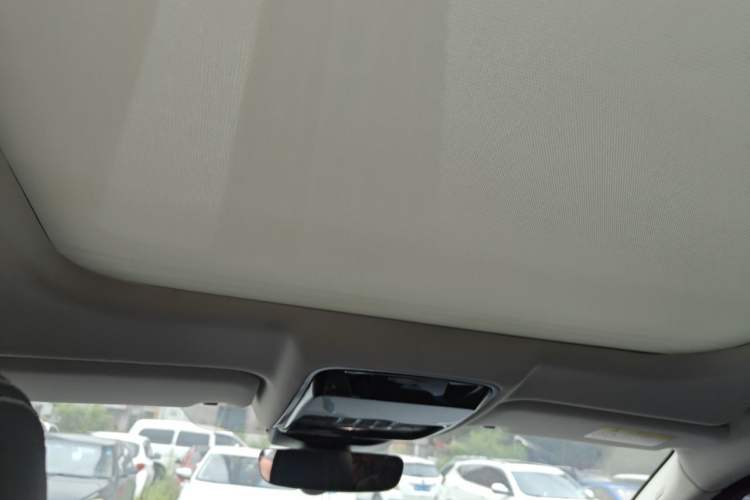 Used Land Rover Range Velar 2018 P250 S Headliner