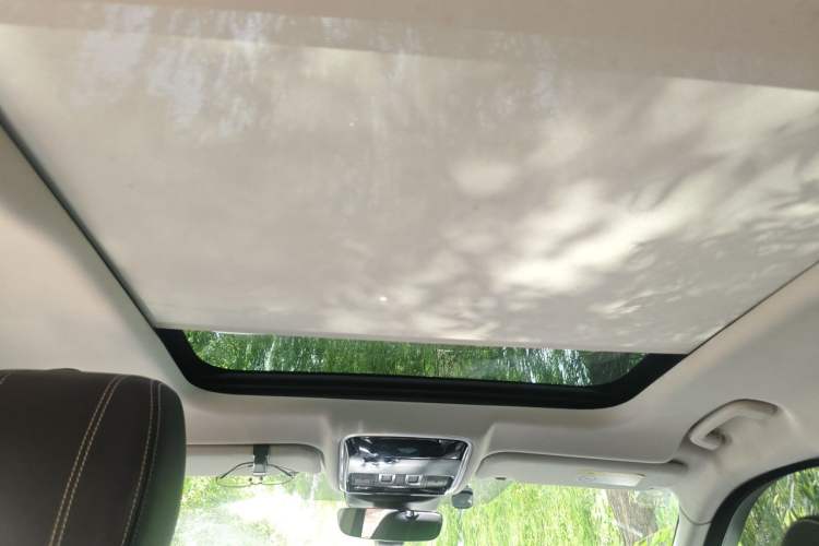 Used Land Rover Range Velar 2018 P250 S Headliner