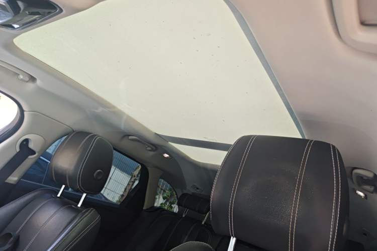 Used Land Rover Range Velar 2018 P250 S Headliner