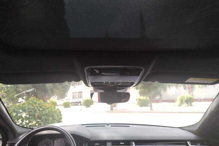 Used Land Rover Range Velar 2018 P250 S Headliner
