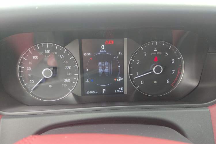 Used Land Rover Range Velar 2018 P300 S Instrument Cluster