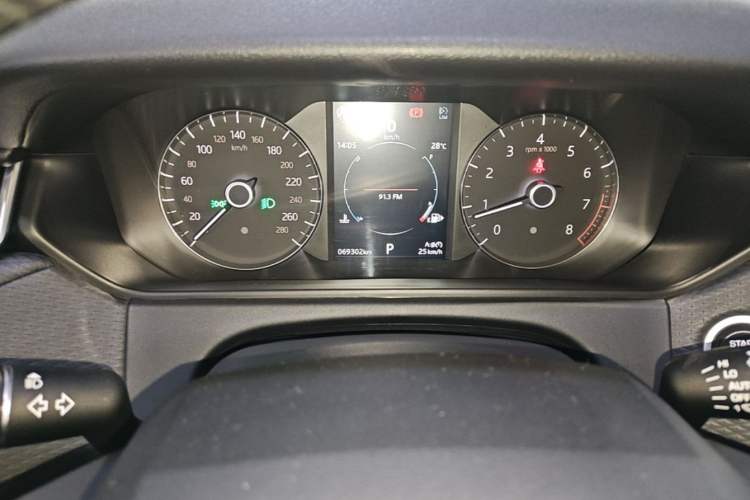 Used Land Rover Range Velar 2018 P250 S Instrument Cluster