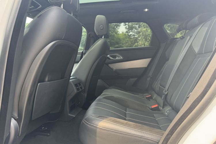 Used Land Rover Range Velar 2018 P300 R-DYNAMIC S Interior 1