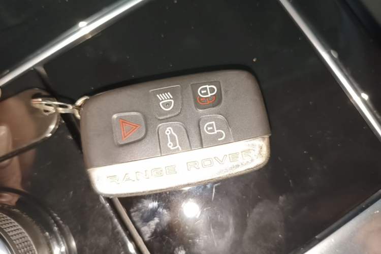 Used Land Rover Range Velar 2018 P380 S Interior 1