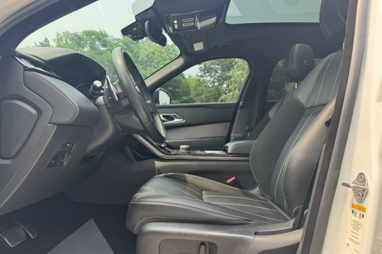 Used Land Rover Range Velar 2018 P300 R-DYNAMIC S Interior 2