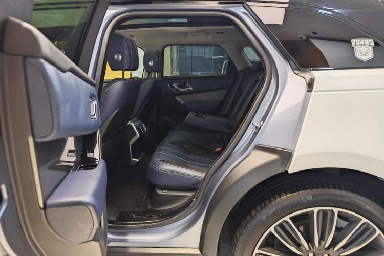 Used Land Rover Range Velar 2018 P250 S Interior 3