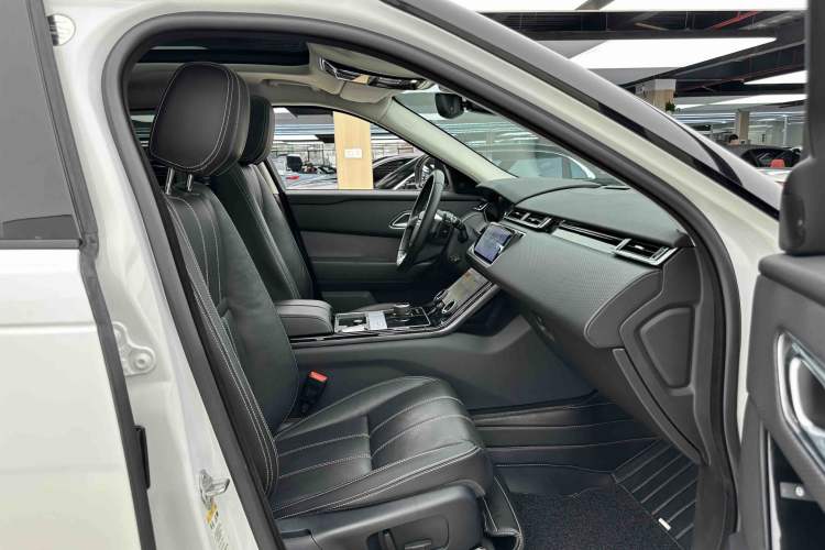 Used Land Rover Range Velar 2018 P250 S Interior 3