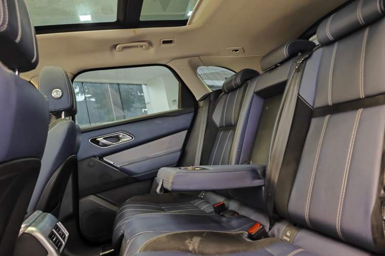 Used Land Rover Range Velar 2018 P250 S Interior 5