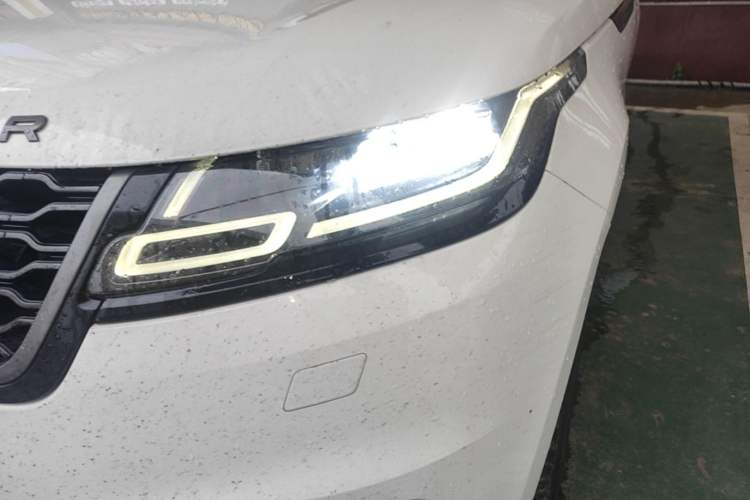 Used Land Rover Range Velar 2018 P380 R-DYNAMIC S Left Front Headlight