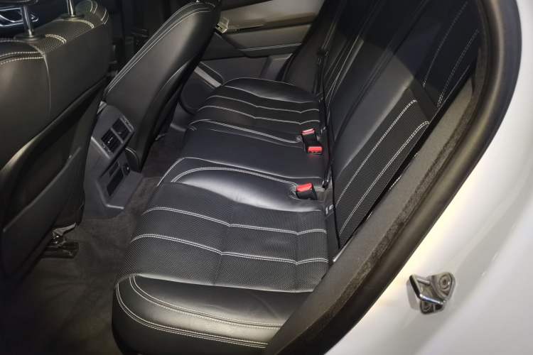 Used Land Rover Range Velar 2018 P300 S Left Rear Seat