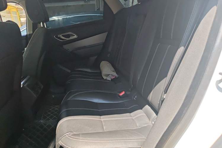 Used Land Rover Range Velar 2018 P250 S Left Rear Seat