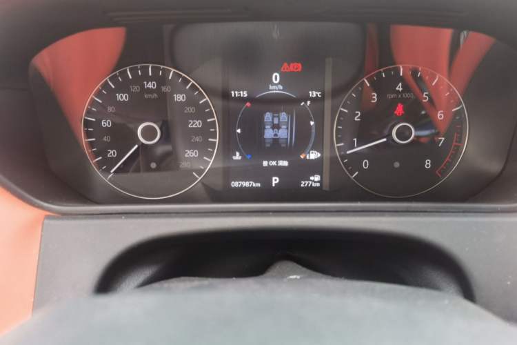 Used Land Rover Range Velar 2018 P300 S Odometer Close Up