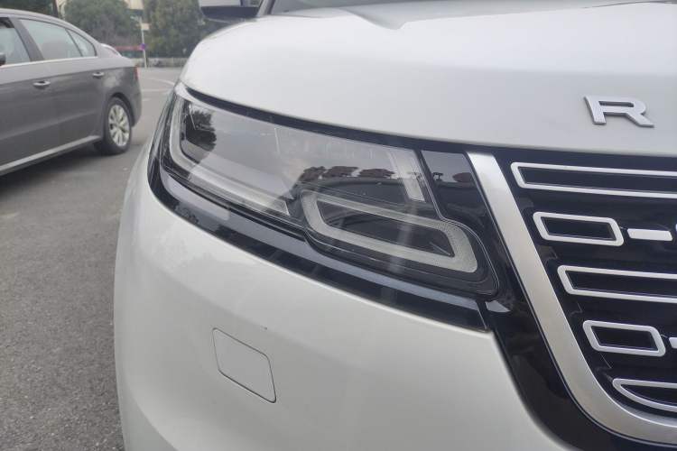 Used Land Rover Range Velar 2018 P300 S Right Front Headlight