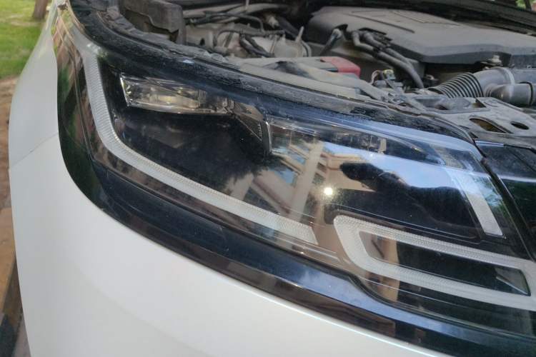 Used Land Rover Range Velar 2018 P380 R-DYNAMIC SE Right Front Headlight
