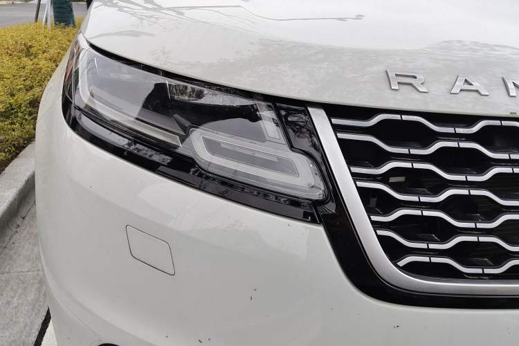 Used Land Rover Range Velar 2018 P300 S Right Front Headlight