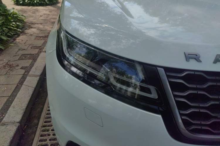 Used Land Rover Range Velar 2018 P380 R-DYNAMIC SE Right Front Headlight