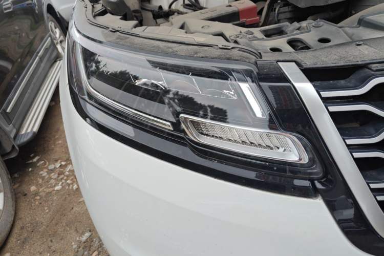 Used Land Rover Range Velar 2018 P250 S Right Front Headlight