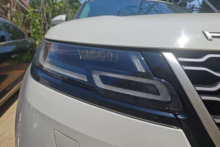 Used Land Rover Range Velar 2018 P250 S Right Front Headlight