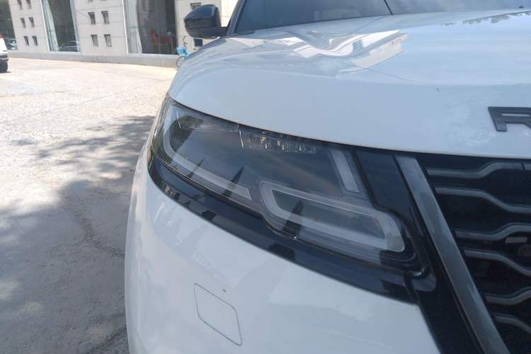 Used Land Rover Range Velar 2018 P250 S Right Front Headlight