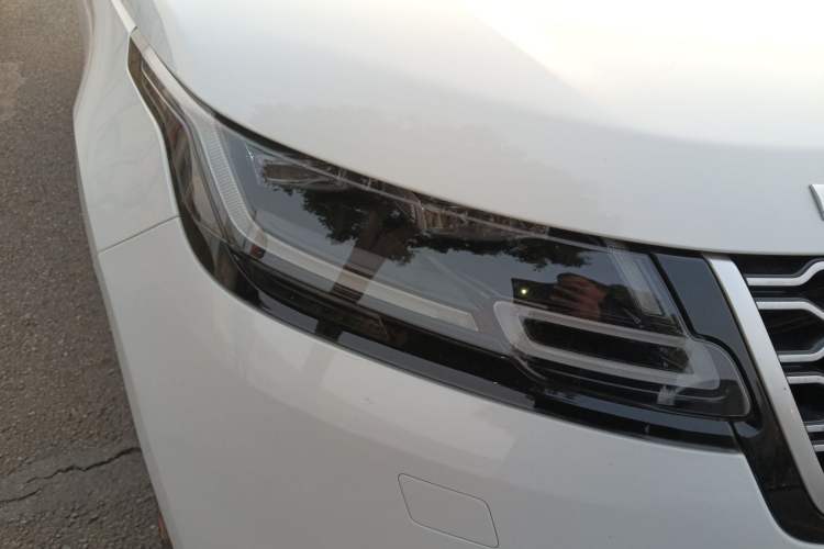 Used Land Rover Range Velar 2018 P380 S Right Front Headlight