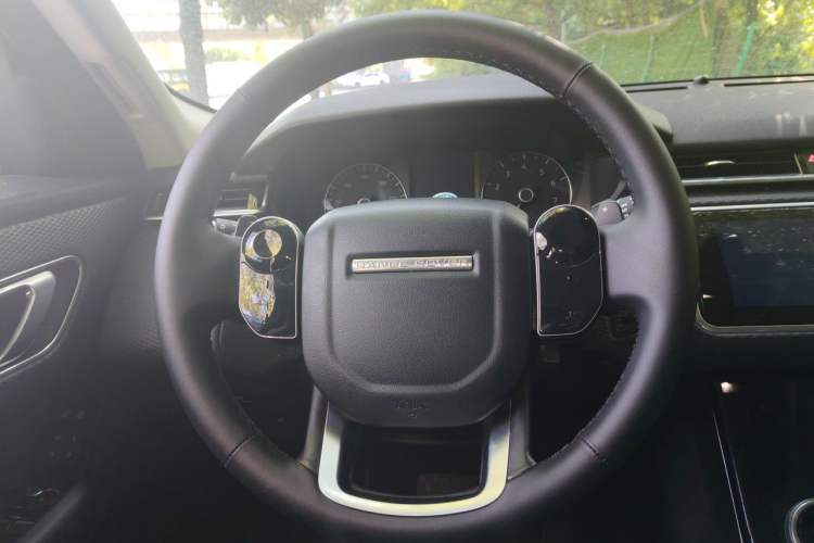 Used Land Rover Range Velar 2018 P380 S Steering Wheel