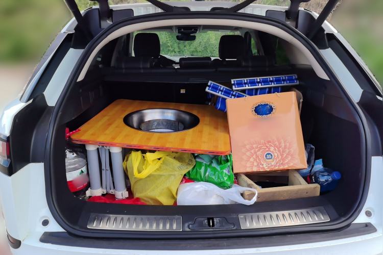 Used Land Rover Range Velar  Trunk