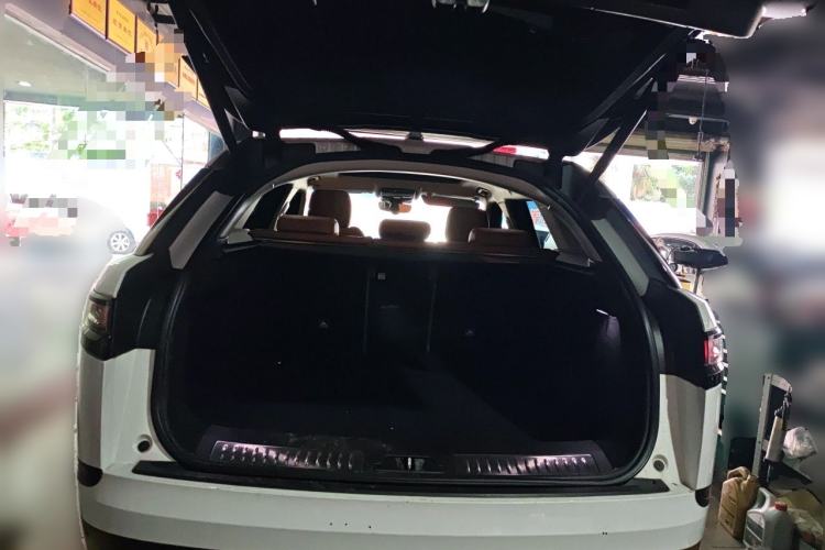 Used Land Rover Range Velar 2018 P250 S Trunk